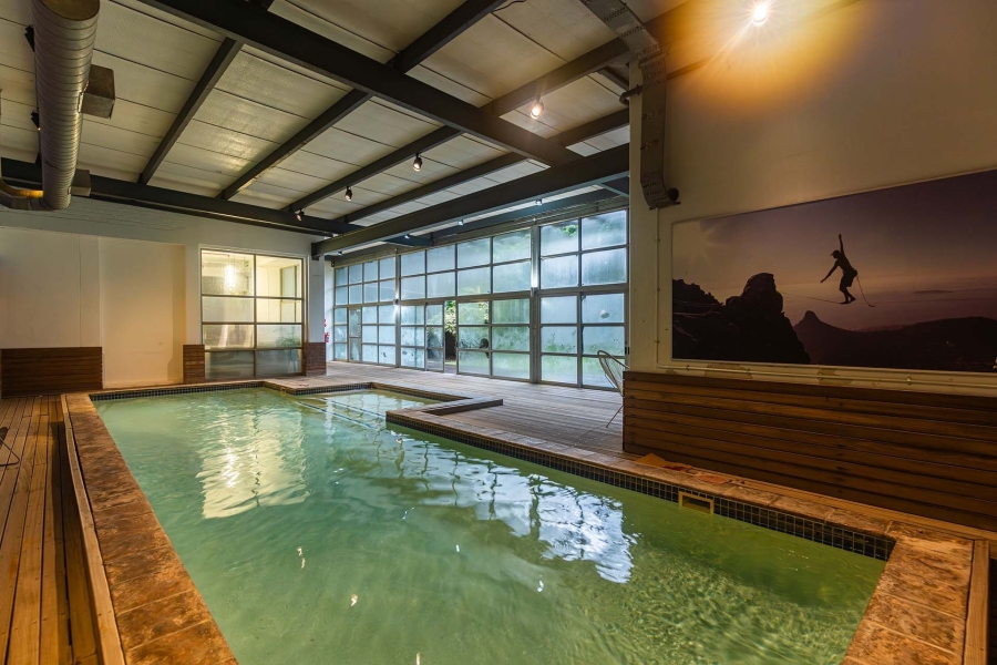1 Bedroom Property for Sale in Woodstock Western Cape